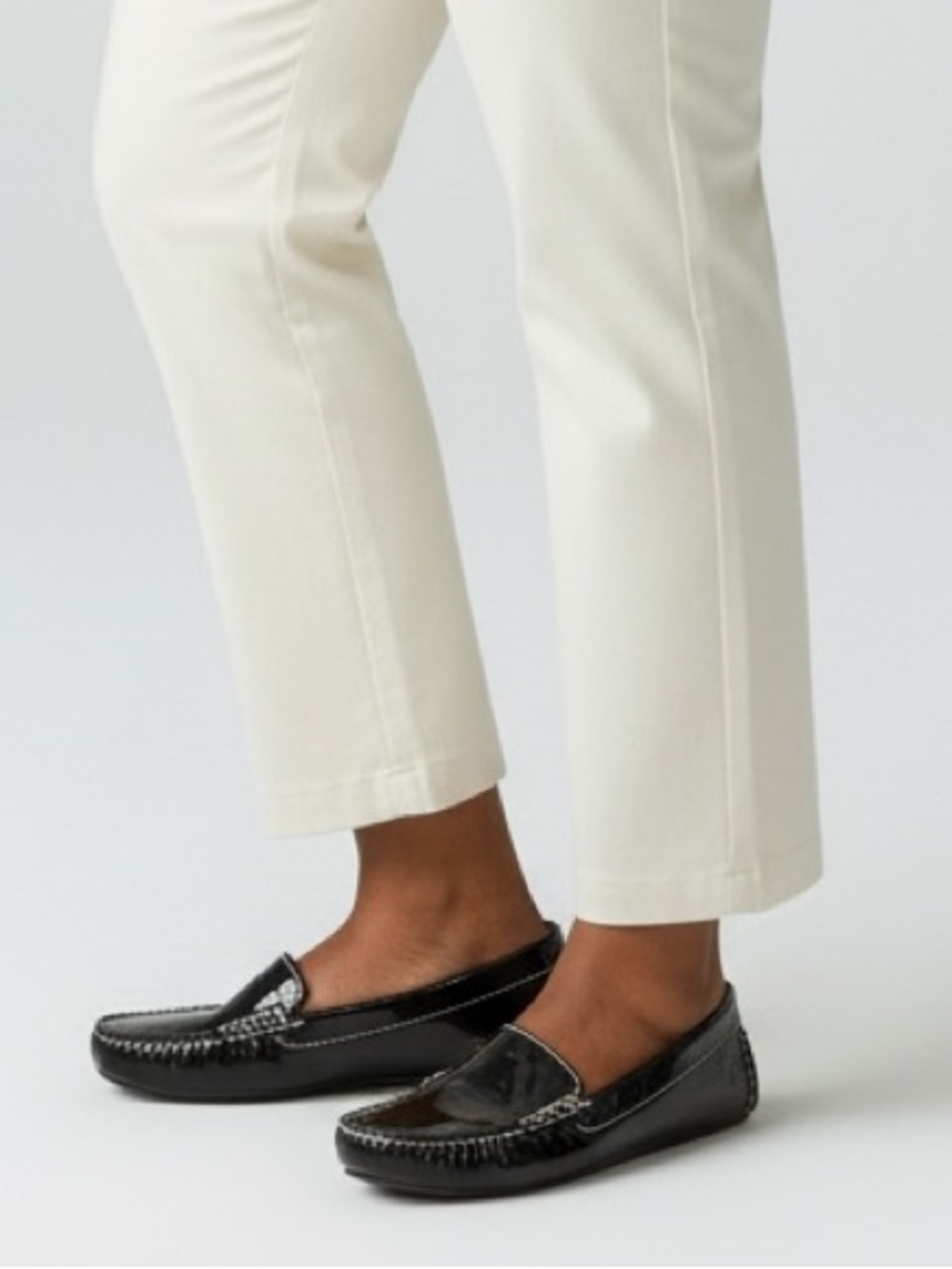 Clarks Artisan Black Patent Leather Loafers size 7.5